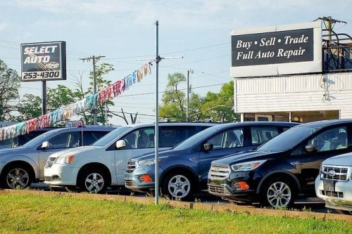 This Is the Best Time to Buy a Car—And Get an Incredible Deal