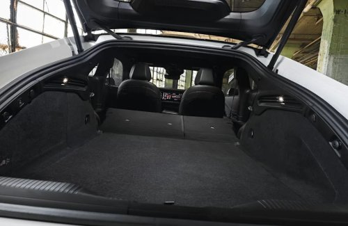 Dodge, Dodge Charger, Dodge Charger R/T, 2026 Dodge Charger SIXPACK R/T: 3 Pros and 2 Cons