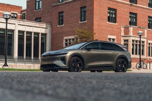Californians Can Get $3500 Off Certain New EVs, and Used EVs Under $25,000 Get a $1750 Discount Too