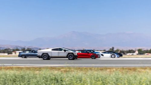 The World’s Greatest American Drag Race: Nine Cars, 8,302 Horsepower, Two Winners