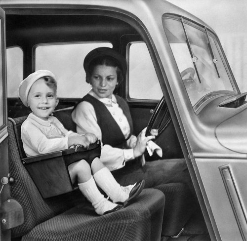 13 unbelievable child car seats from the past century