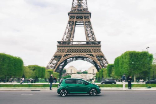 Touring, Renault Twingo, Renault, Touring Paris in a Twingo – driven by Renault's boss