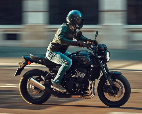 Kawasaki’s Retro-Styled Z900RS Café Gets a Candy-Colored JDM Uplift