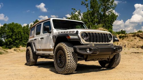 Jeep, Jeep Wrangler, Jeep Revives the Wrangler Laredo With Retro Decals, a Tan Soft Top, and 35-Inch Tires