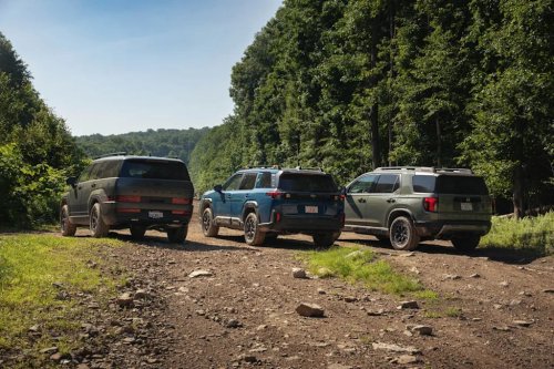 We Tested the Top Mid-Size SUVs, and These Are Our Favorites