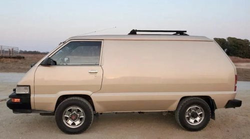 Toyota, 1987 Toyota 4WD Cargo Van: $10K for a Two-Speed Crawler?