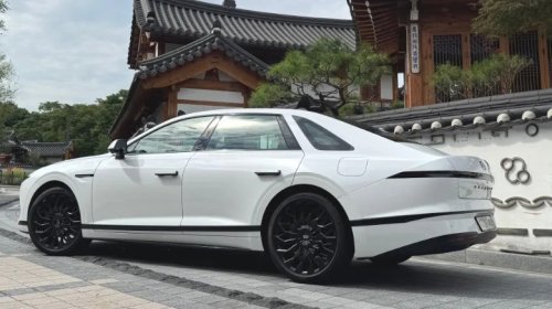 The Korean-Market Hyundai Grandeur Looks Awesome But Sucks To Drive