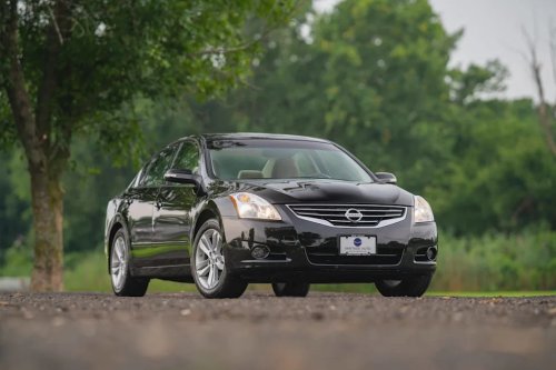 2012 Nissan Altima 3.5 SR for Sale With 13,000 Miles