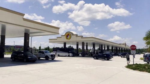 Buc-Ee's Gas Stations May Be Huge, But Don't Take Up Space With Your RV Overnight