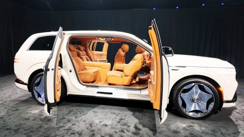 I thought the Genesis GV90's pillarless coach doors were a concept fantasy — I was completely wrong