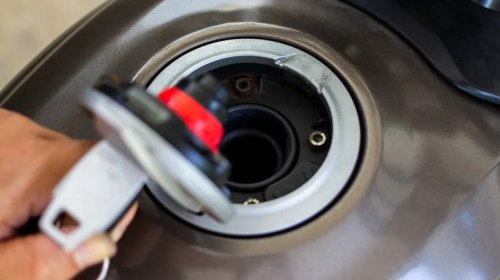 How To Clean A Motorcycle Gas Tank