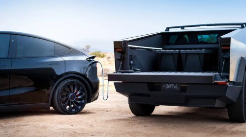 Cybertruck, Man Tries To Power Decades-Old Trailer With Cybertruck, But Claims The Vehicle Couldn't Do It