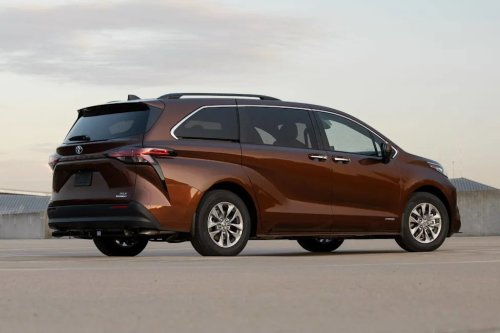September Toyota Sienna Lease Deals Can Go as Low as $359/Month