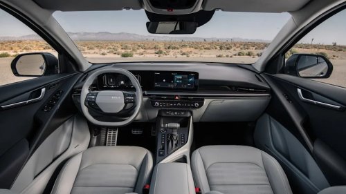 The New 2027 Kia Niro Hybrid Gets Better Tech, but Still No AWD