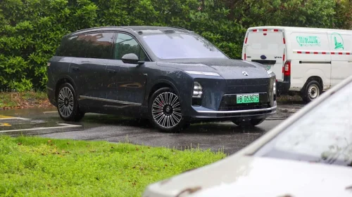 SUV, This Chinese SUV Sold 100,000 Units In Seven Months For A Good Reason
