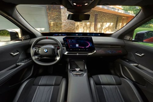 BMW’s Latest Neue Klasse EV Is the SUV-Coupe iX4