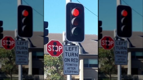 Turning Left On Red Is Legal In These US States