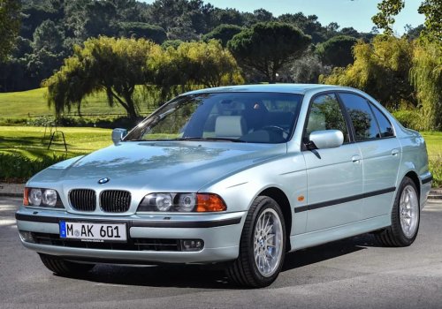 I Finally Drove The E39 BMW 5 Series And It Lived Up To The Hype