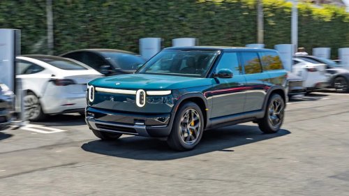 Not Even Triple-Digit Heat Could Slow Down the New Rivian R2