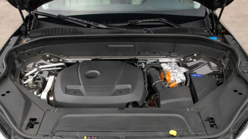 5 Turbocharged 4-Cylinder Engines That Leave Their V8 Rivals In The Dust