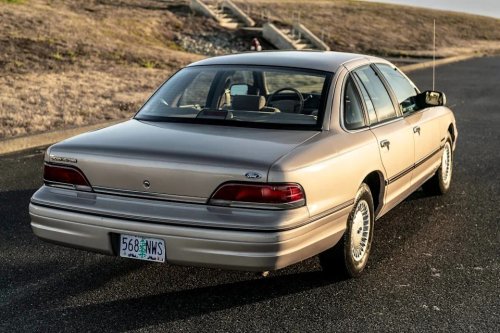 Ford, Ford Crown Victoria, 1992 Ford Crown Victoria For Sale with 47,000 Miles Shown