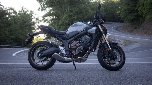 A Serious Injury Kept Me Off Motorcycles. Honda’s E-Clutch Got Me Back in the Saddle
