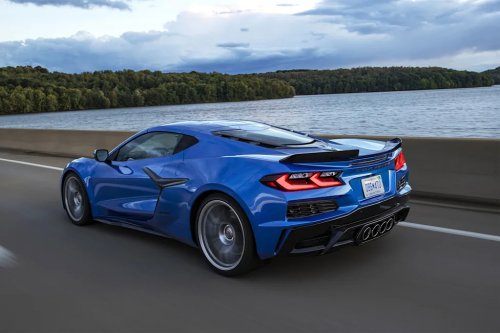 Even the Cheapest C8 Corvette Will Hit 200 MPH Now