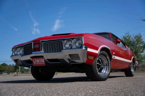 Oldsmobile, ENDS 7/16: Win This Concours-Restored 1970 Oldsmobile 442 W30 — And Dream Giveaway Covers the Tax Bill