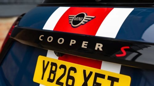 MINI, The New Mini Cooper Heritage Edition Is a Cheeky Slice of Britain