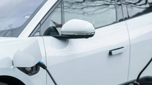 Tesla's Recalling Nearly 5 Million Cars In China Over Door Handles It Still Won't Redesign