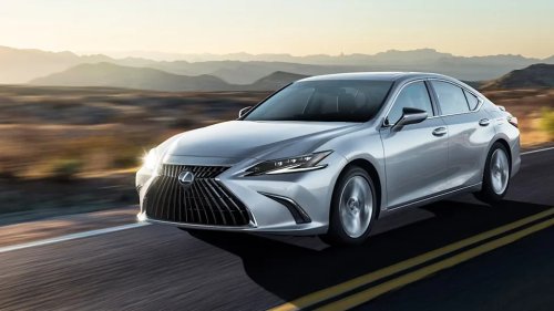 The Toyota Crown Replaced the Avalon. Was It a Mistake?