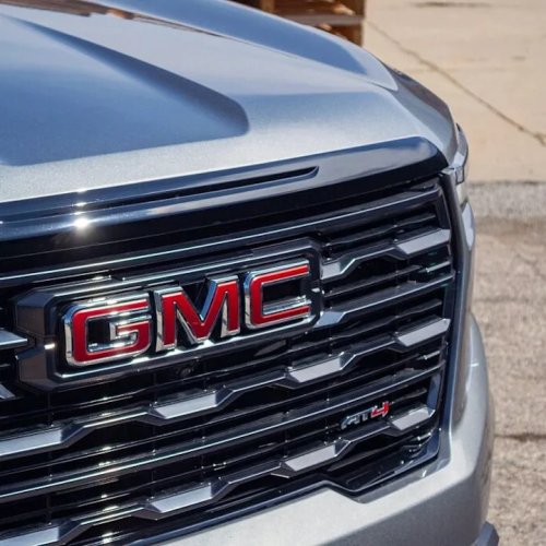 Top 10 Mainstream Car Manufacturer Websites, Ranked