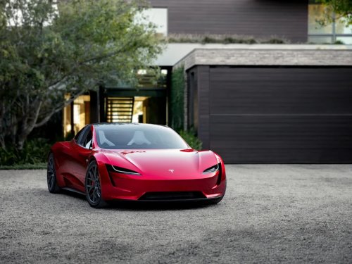 Tesla, Tesla Roadster Finally Gets a Reveal Date After Nearly Nine Years