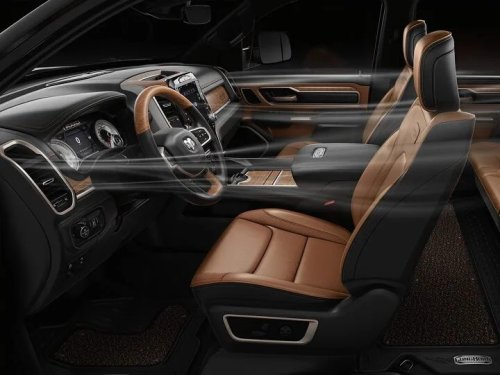 Chrysler Bent on Nailing Interiors for Upcoming Models
