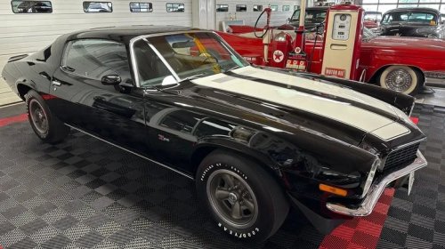 Why Do Some Classic Cars Have Wires In The Windshield?
