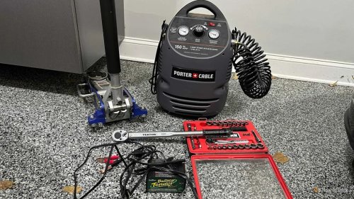 These 5 tools are all you need to handle your car's maintenance yourself