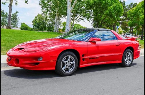 Pontiac, This Unmodified 2001 Pontiac Trans Am Is Looking for a New Garage on Cars & Bids