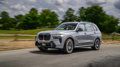BMW, BMW X7, You Have the Choice of Leasing a 2026 or 2027 BMW X7 This June