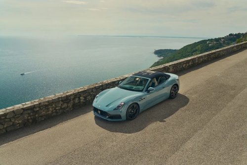 Maserati, View Exterior Photos of the 2027 Maserati GranCabrio Folgore