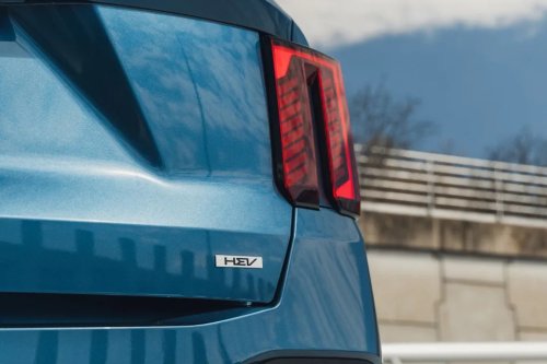 View Exterior Photos of the 2025 Kia Sorento Hybrid