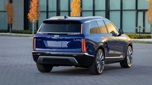 Cadillac Recalls 14,000 Vistiq EVs Over Child-Trapping Risk