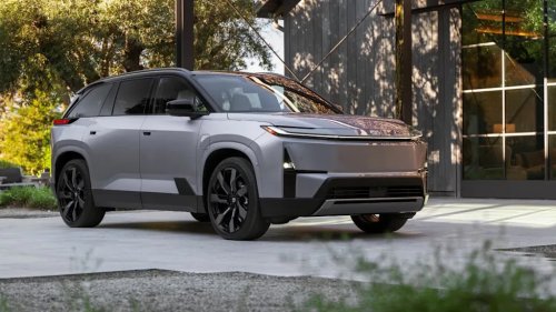 Toyota, Toyota Highlander, SUV, Toyota's Oh-So-Important All-Electric Highlander SUV Is Already Delayed