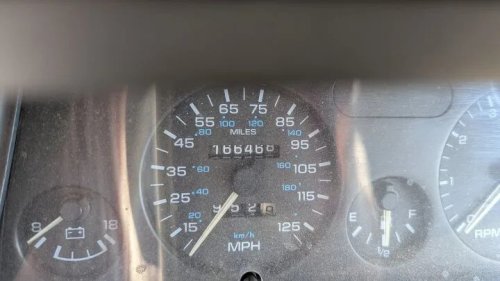 Junkyard Find: 1992 Plymouth Sundance Duster