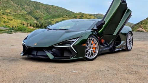 Lamborghini, Lamborghini’s New Americas Boss Has To Sell The Hybrid Era