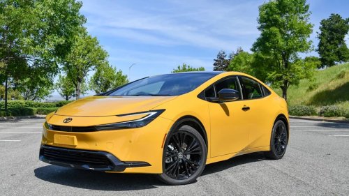 EV Owners Lost Tax Credits, Now Lawmakers Want A Yearly Fee