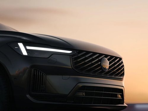 View Exterior Photos of the 2028 Volvo XC60