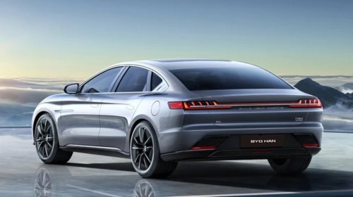 Chinese Company Reveals Solar Car Roofs Ready For Mass Production