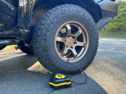 Why Is My Car's Tire Light On?