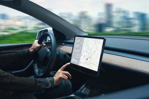 New Car Owners Report Growing Frustration With Infotainment Systems—Should Buttons Become the Norm Again?