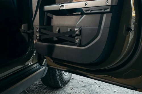 The Obstacles of Low Range and High Price: 2026 Jeep Recon EV Driven